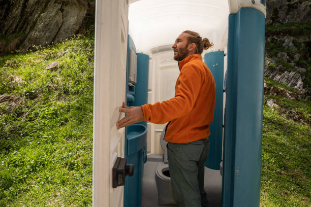 Best Portable restroom trailer rental  in Lexington, TX